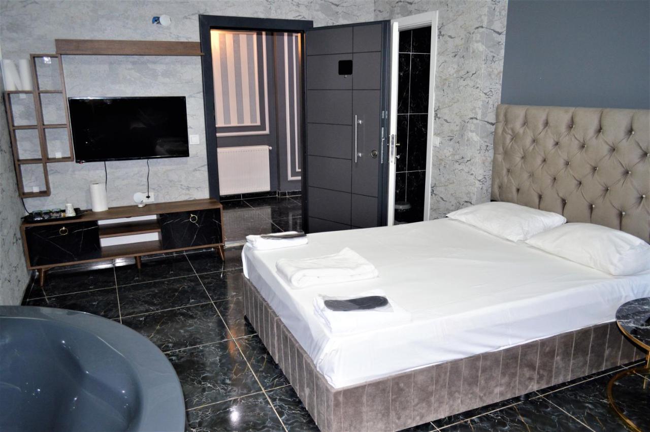 Vip Suit Otel Istanbul Exterior photo